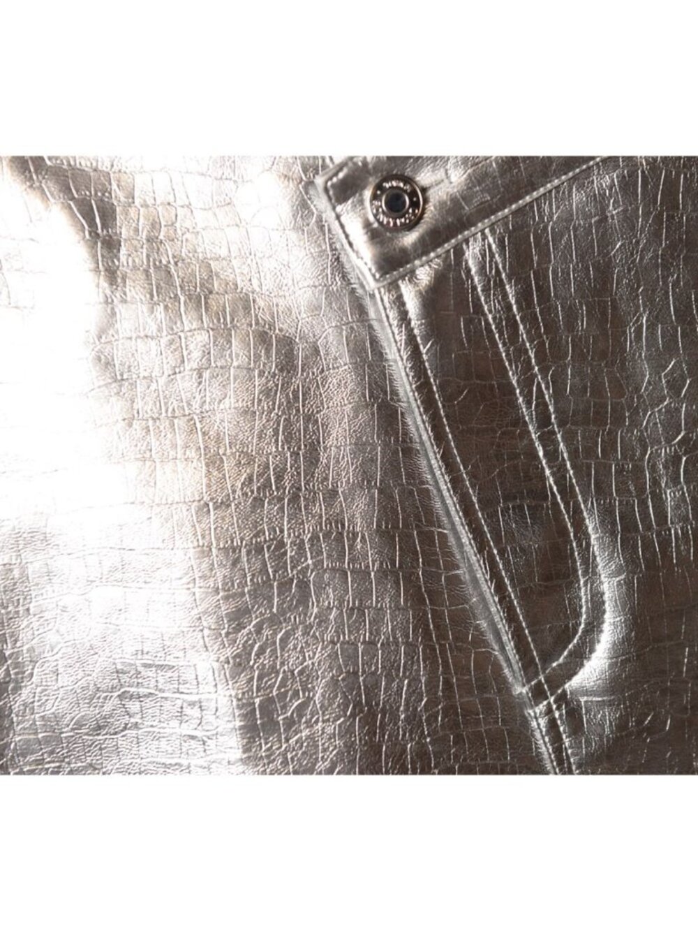 Torn by Ronny Kobo Women's Size M Metallic Silver Faux Croc Mini Skirt - Picture 3 of 12